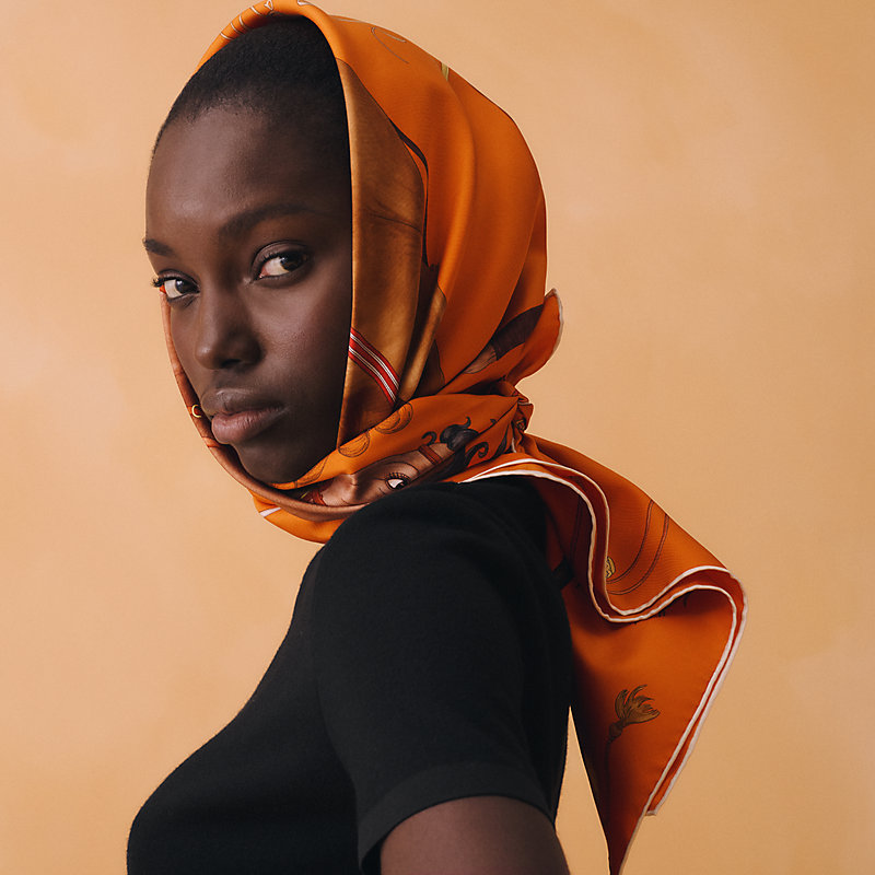 カレ 90 《グラン・ギャロップ》 | Hermès - エルメス-公式サイト